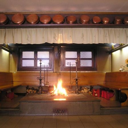 Albergo Leon Bianco Moggio Udinese Zewnętrze zdjęcie