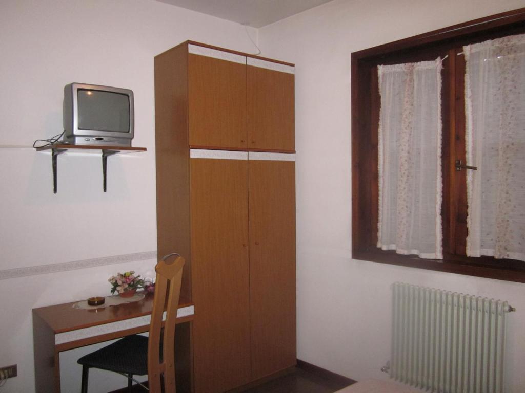 Albergo Leon Bianco Moggio Udinese Pokój zdjęcie