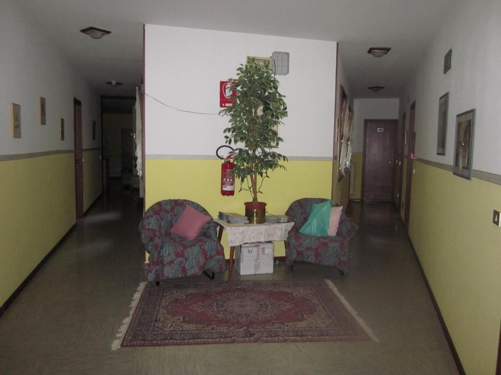 Albergo Leon Bianco Moggio Udinese Zewnętrze zdjęcie